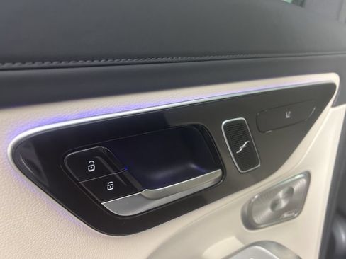 Certified 2024 Mercedes-Benz GLC 300 4MATIC image 22