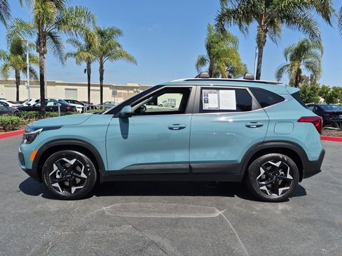 Used 2024 Kia Seltos EX AWD/4WD image 7