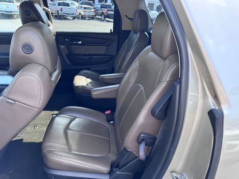 Used 2014 GMC Acadia SLT AWD/4WD image 30