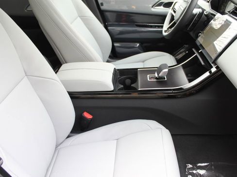 New 2026 Land Rover Range Rover Velar Dynamic SE AWD/4WD image 28