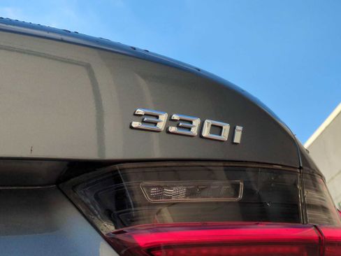 Certified 2022 BMW 330i xDrive Sedan w/ Premium Package image 13