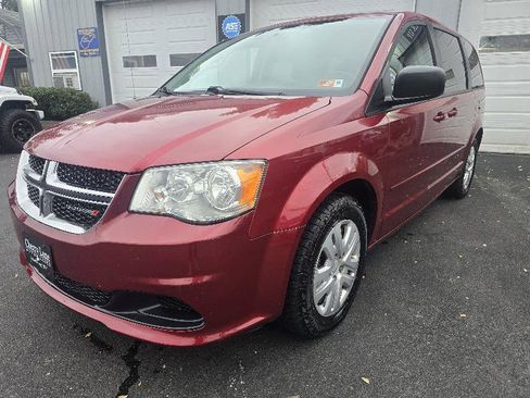 Used 2015 Dodge Grand Caravan SE w/ Quick Order Package 29E SE image 1