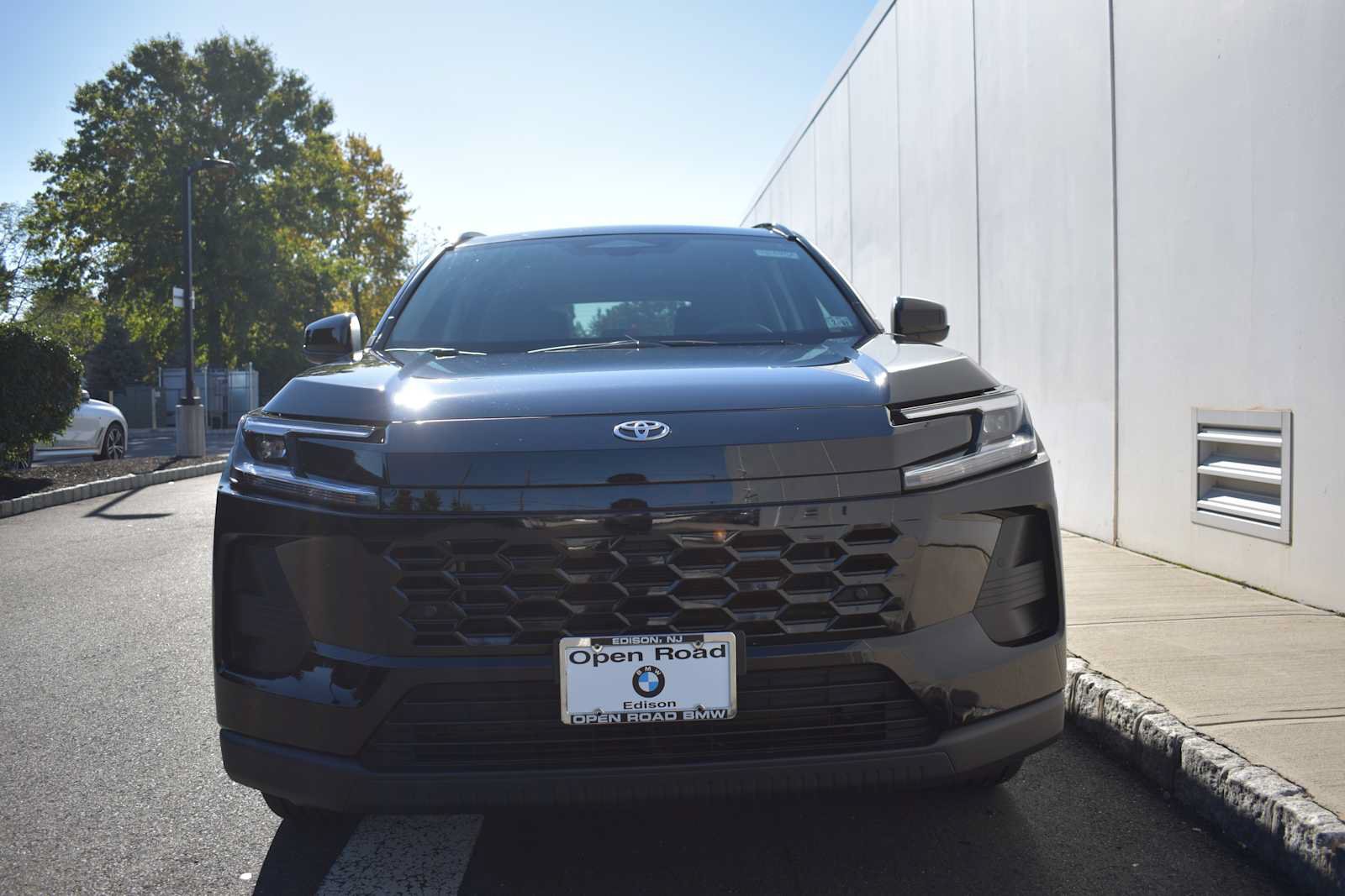 Used 2026 Toyota RAV4 XLE Premium w/ Weather Package AWD/4WD image 2