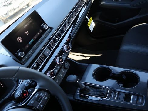 Certified 2025 Honda Civic Sport image 18