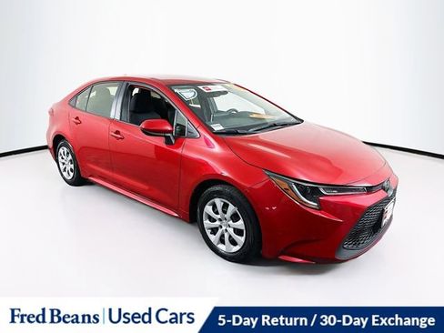 Used 2021 Toyota Corolla LE image 30