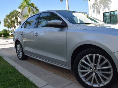 Used 2013 Volkswagen Jetta TDI FWD image 16