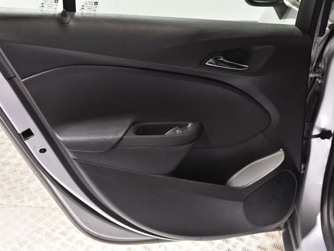 Used 2017 Chevrolet Cruze LS image 23