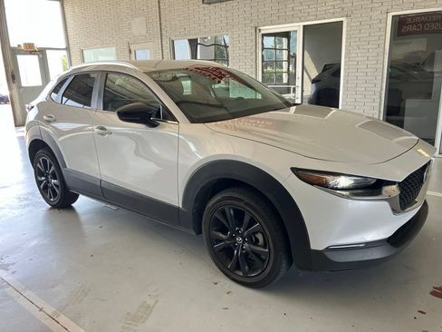 Used 2024 MAZDA CX-30 AWD 2.5 S w/ Select Sport Pkg image 3