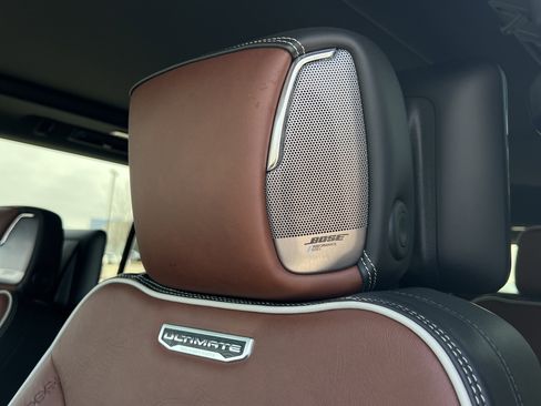 Used 2023 GMC Yukon Denali Ultimate w/ LPO, Floor Liner Package image 28