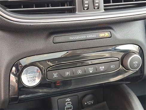 Used 2024 Ford Escape Platinum image 12