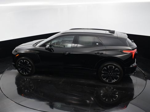 New 2025 Chevrolet Blazer EV RS image 26