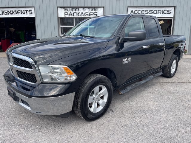 Used 2016 RAM 1500 Classic SLT AWD/4WD image 4