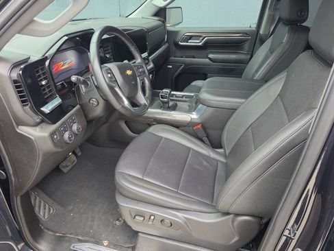 Used 2024 Chevrolet Silverado 1500 LTZ AWD/4WD image 10