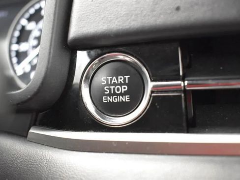 Used 2024 Mitsubishi Outlander Ralliart image 29