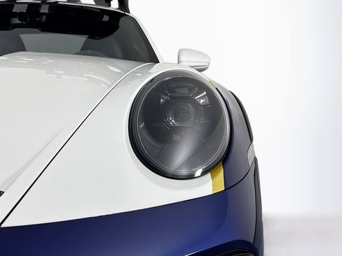 Used 2023 Porsche 911 Dakar AWD/4WD image 70