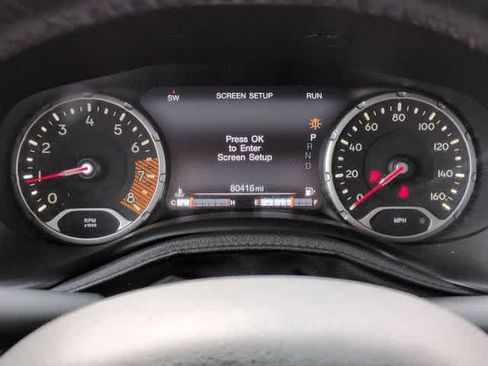 Used 2019 Jeep Renegade Trailhawk w/ LED Lighting Group image 32