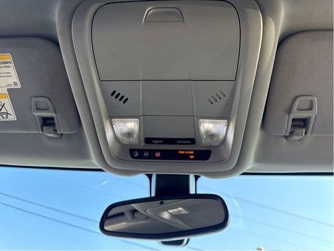 Used 2018 GMC Terrain SLE image 23