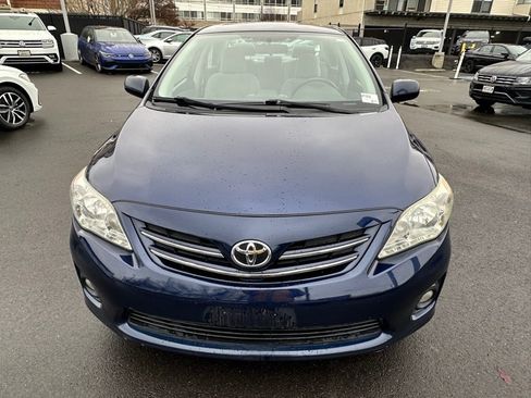 Used 2013 Toyota Corolla LE image 2