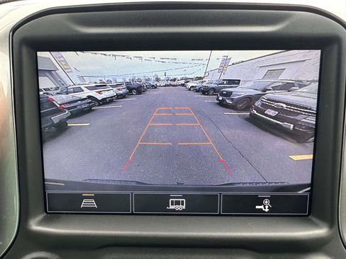 Used 2021 Chevrolet Silverado 1500 LT Trail Boss w/ Convenience Package II image 23