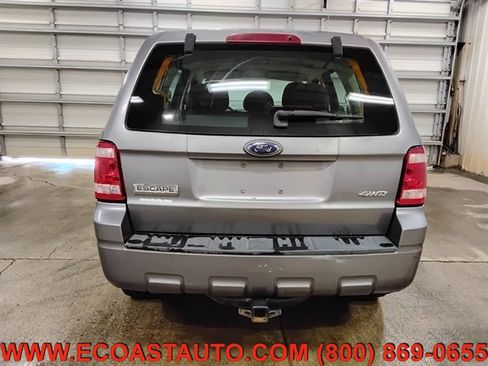 Used 2008 Ford Escape XLS AWD/4WD image 8