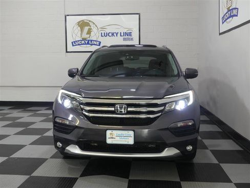 Used 2018 Honda Pilot Elite image 2