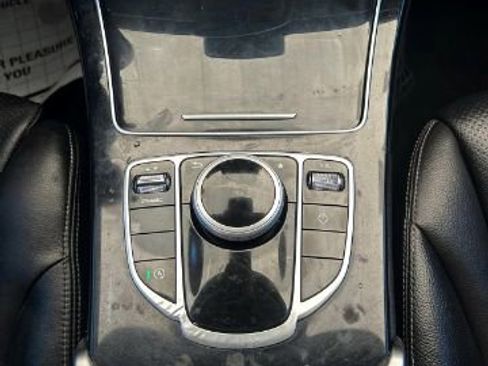 Used 2017 Mercedes-Benz C 300 Sedan image 15