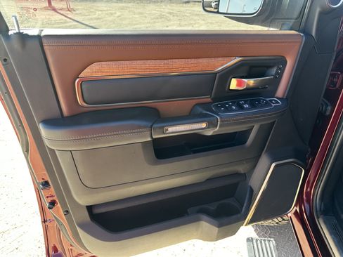 Used 2022 RAM 3500 Limited AWD/4WD image 22