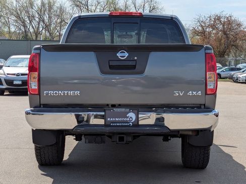 Used 2017 Nissan Frontier SV AWD/4WD image 10