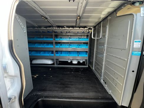 Used 2022 Chevrolet Express 2500 w/ Driver Convenience Package image 7