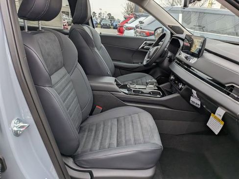 New 2026 Mitsubishi Outlander SE image 35