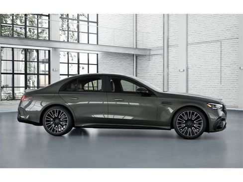 New 2026 Mercedes-Benz E 53 AMG e 4MATIC Sedan image 15