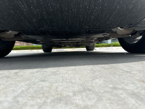 Used 2024 Land Rover Range Rover Sport SE AWD/4WD image 13