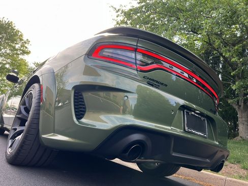 Used 2022 Dodge Charger SRT Hellcat w/ SRT Black Package RWD image 94