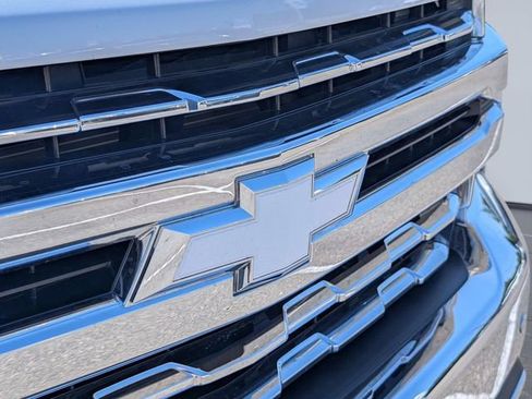 Used 2021 Chevrolet Silverado 1500 LTZ AWD/4WD image 4