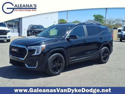 Used 2023 GMC Terrain SLE w/ Driver Convenience Package AWD/4WD image 1