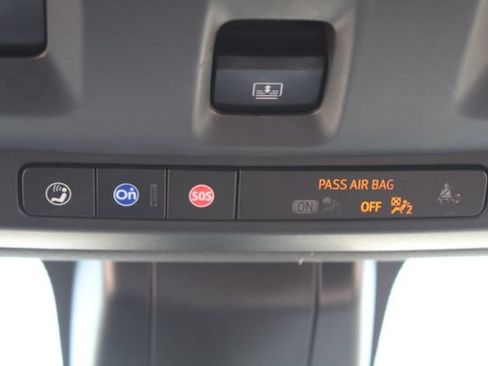 Used 2021 Chevrolet Suburban High Country RWD image 40