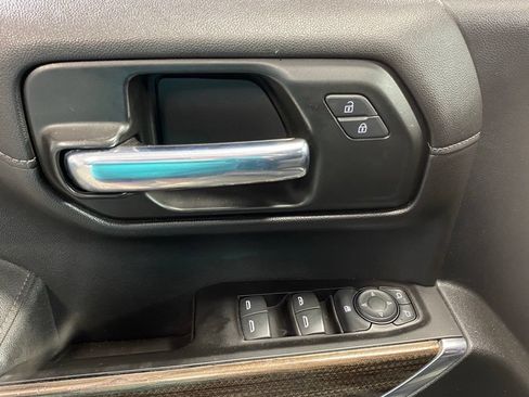 Used 2020 Chevrolet Silverado 1500 RST w/ True North Edition AWD/4WD image 10