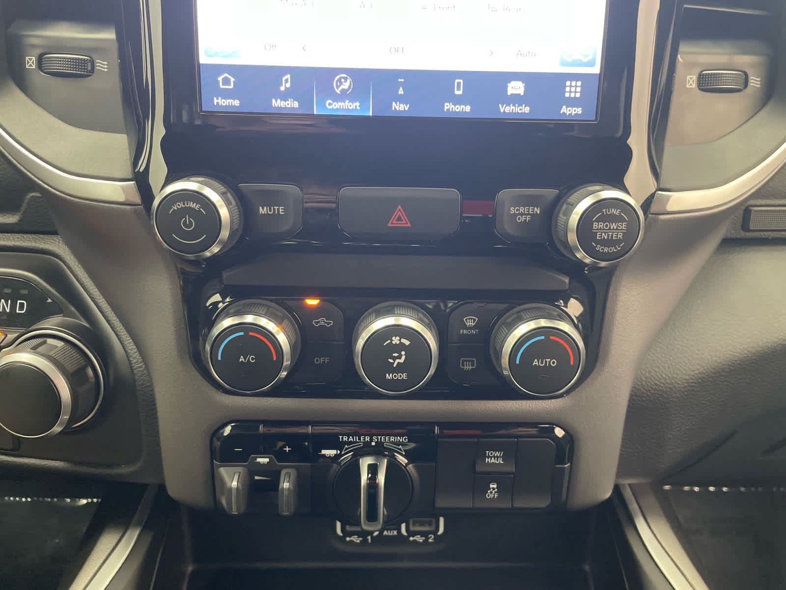 Used 2022 RAM 1500 Big Horn w/ Trailer Tow Group AWD/4WD image 6