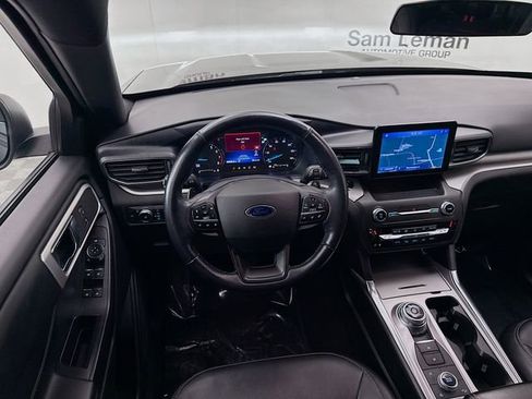 Used 2020 Ford Explorer XLT w/ Equipment Group 202A image 22