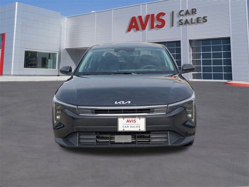 Used 2025 Kia K4 LXS image 2