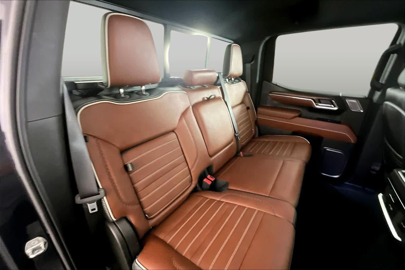 Used 2023 GMC Sierra 1500 Denali Ultimate AWD/4WD image 19