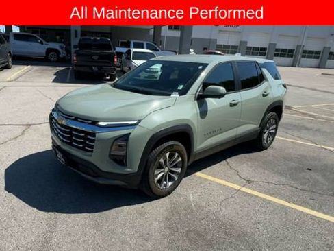 Used 2025 Chevrolet Equinox LT w/ Safety and Technology Package AWD/4WD image 4