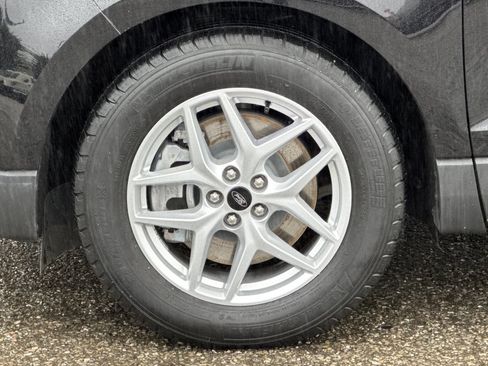 Certified 2024 Ford Edge SEL w/ Convenience Package image 26