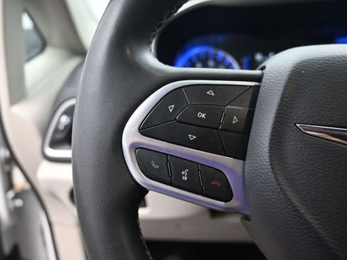 Used 2023 Chrysler Voyager LX FWD image 20