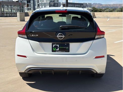 Used 2025 Nissan Leaf S FWD image 7