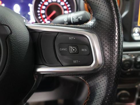 Used 2022 Jeep Gladiator Mojave w/ Cold Weather Group AWD/4WD image 39