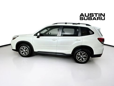 Used 2020 Subaru Forester Premium w/ Popular Package #1 AWD/4WD image 4