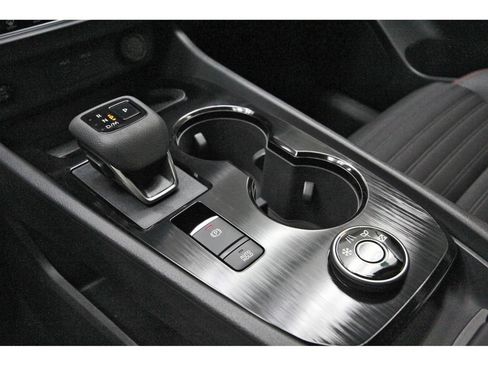 New 2026 Nissan Rogue SV AWD/4WD image 27