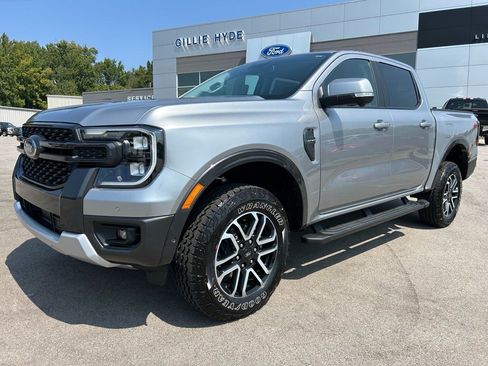 Used 2024 Ford Ranger Lariat w/ FX4 Off-Road Package image 12