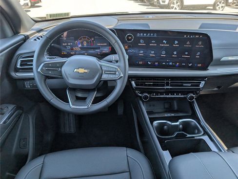 New 2026 Chevrolet Traverse LT AWD/4WD image 14
